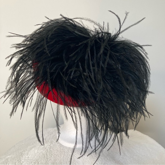 Vintage Red and Black Feathered Hat - Picture 3 of 15